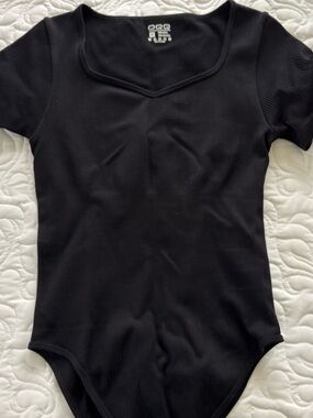 Womens Black Ribbed Short-Sleeve One-Piece Bodysuit